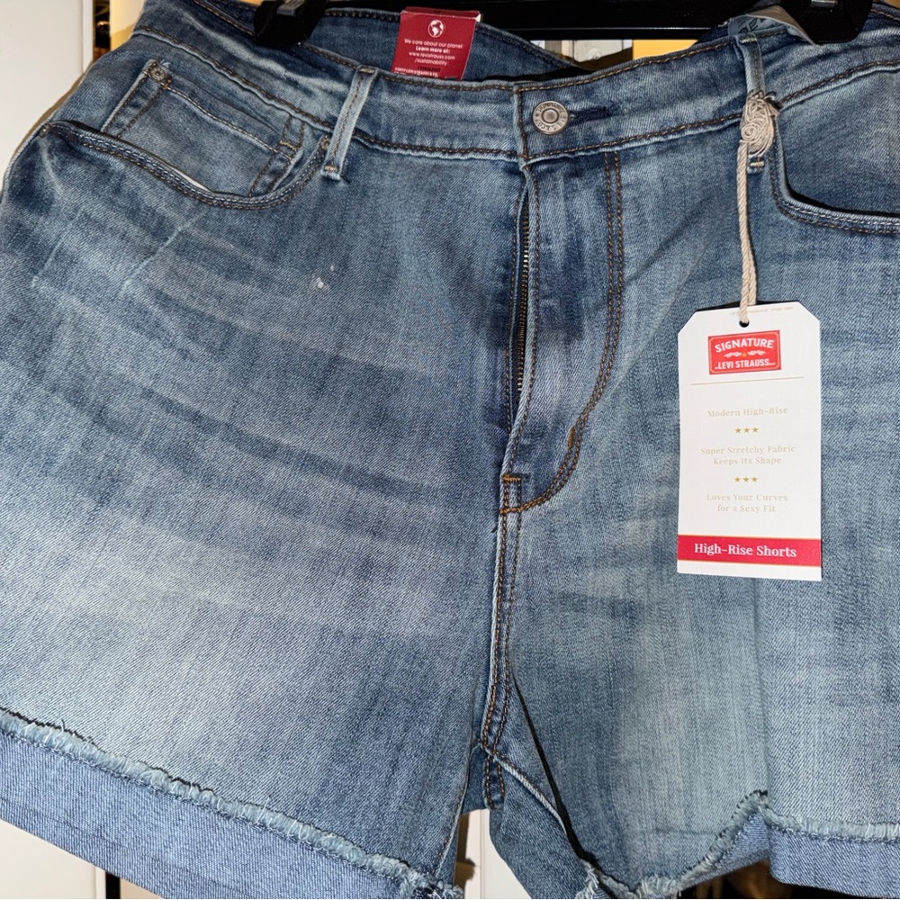 Signature by Levi Strauss Blue Jean Shorts
